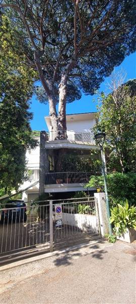 appartamento in vendita a Cervia in zona Milano Marittima