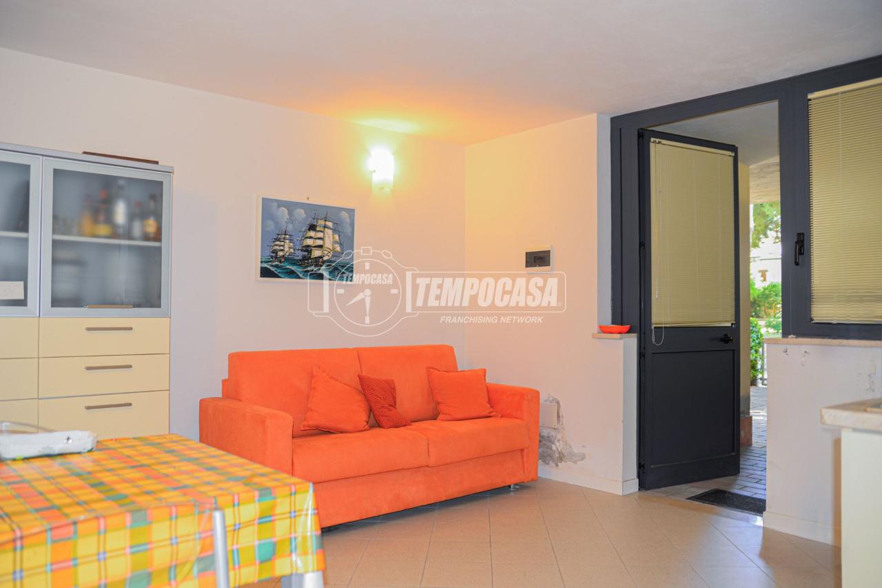appartamento in vendita a Cervia in zona Pinarella