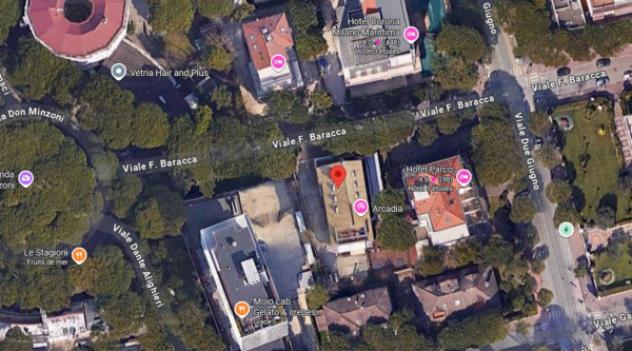 negozio in vendita a Cervia in zona Milano Marittima