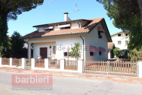 casa indipendente in vendita a Cervia in zona Villa Inferno