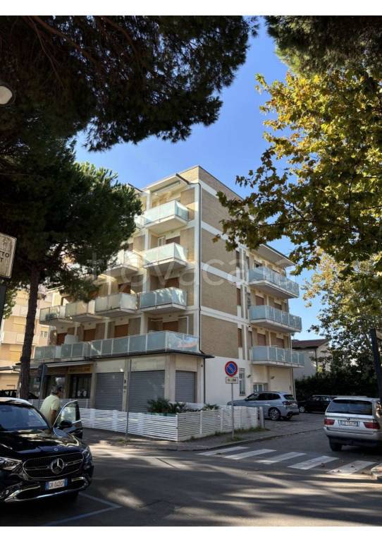 appartamento in vendita a Cervia in zona Milano Marittima