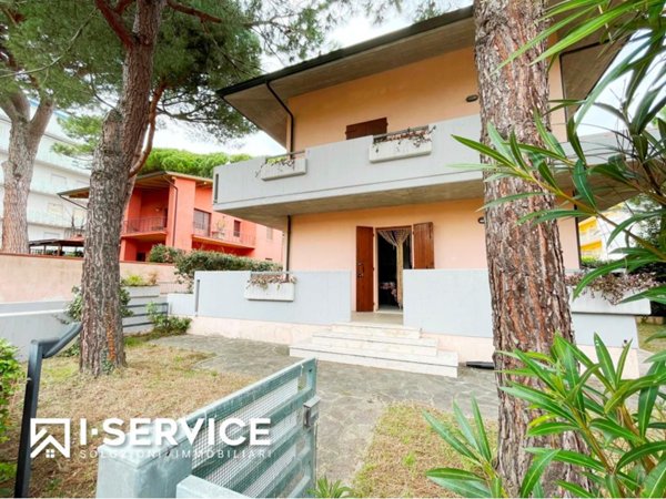 appartamento in vendita a Cervia in zona Milano Marittima
