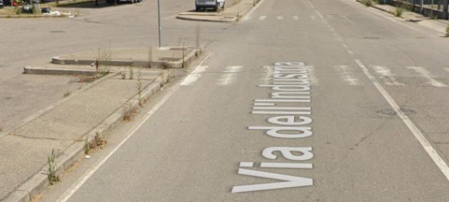 negozio in vendita a Cervia in zona Montaletto