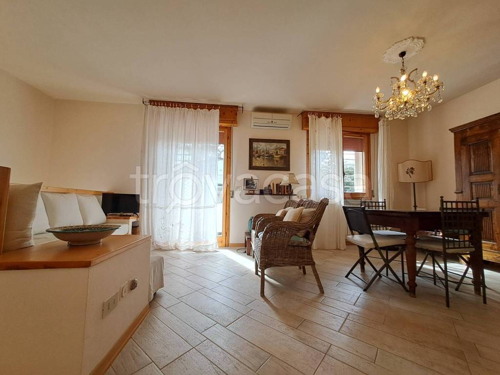 appartamento in vendita a Cervia in zona Milano Marittima