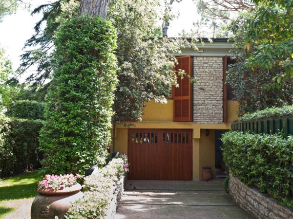 casa indipendente in vendita a Cervia in zona Milano Marittima
