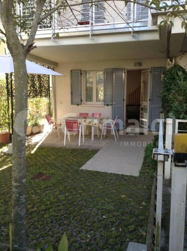 appartamento in vendita a Cervia in zona Milano Marittima
