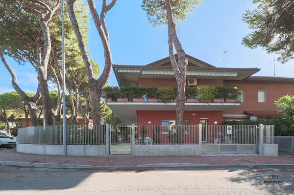 appartamento in vendita a Cervia in zona Milano Marittima