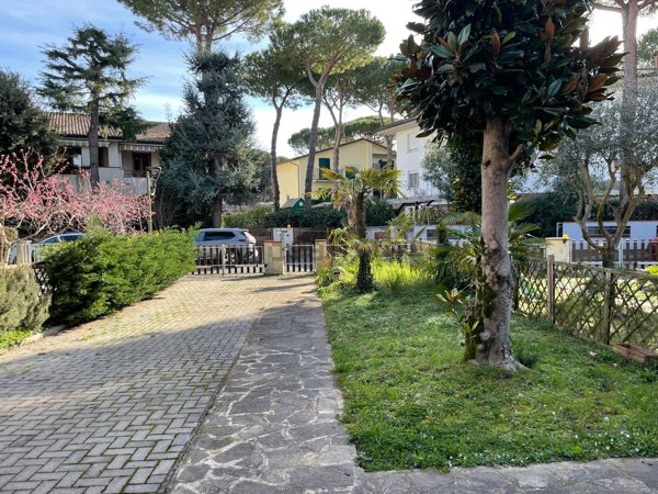 casa indipendente in vendita a Cervia in zona Terme