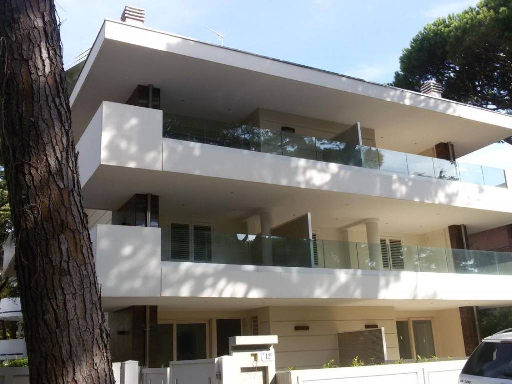 appartamento in vendita a Cervia in zona Milano Marittima