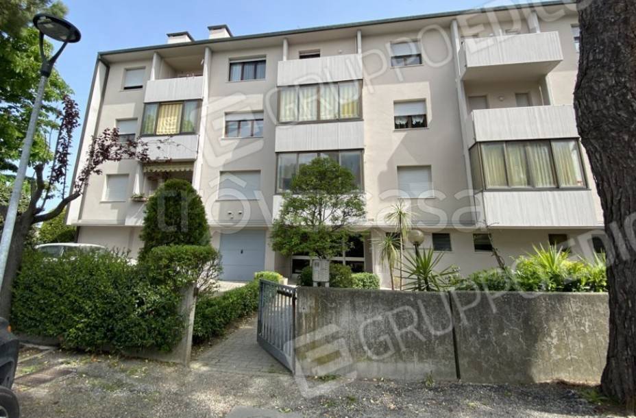 appartamento in vendita a Cervia in zona Pinarella