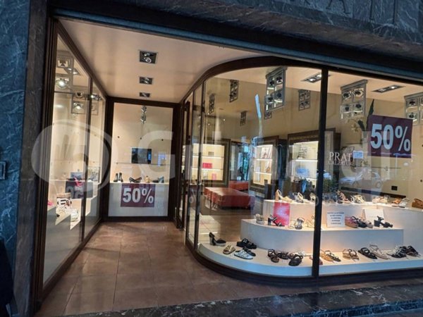 negozio in vendita a Cervia in zona Milano Marittima