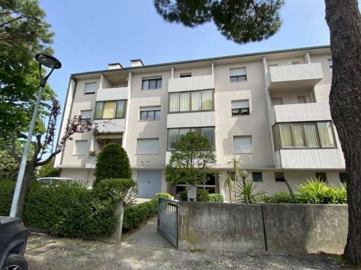 appartamento in vendita a Cervia in zona Pinarella