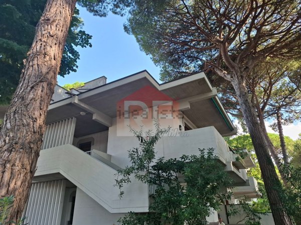 appartamento in vendita a Cervia in zona Milano Marittima