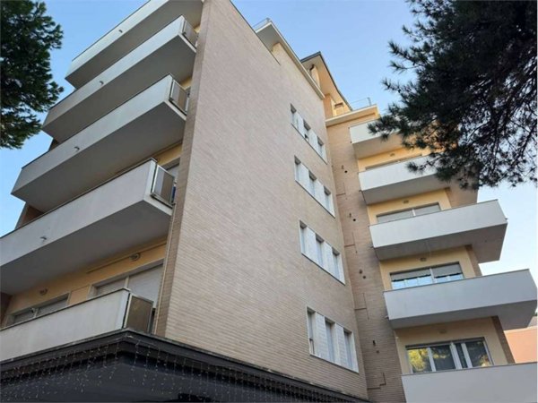 appartamento in vendita a Cervia in zona Milano Marittima
