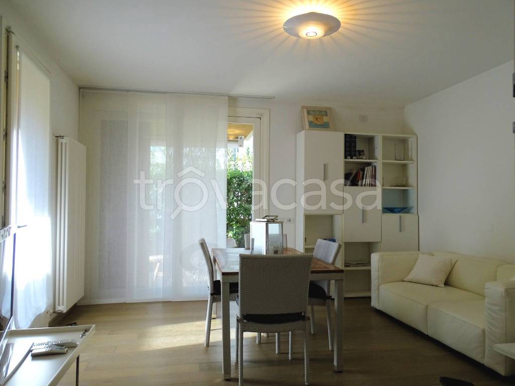 appartamento in vendita a Cervia in zona Milano Marittima
