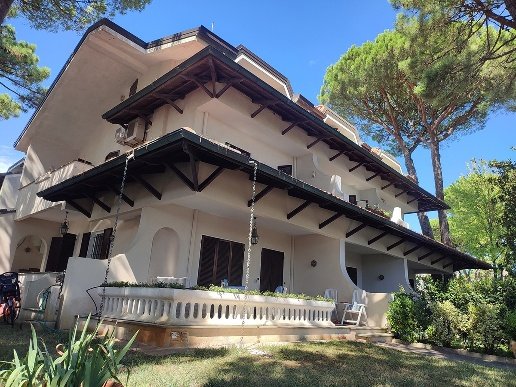 casa indipendente in vendita a Cervia in zona Milano Marittima