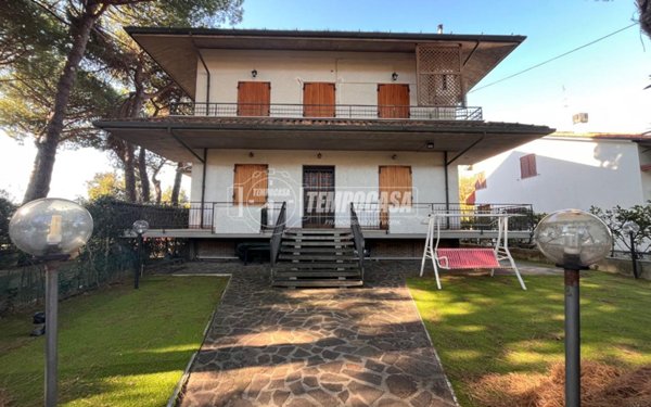 appartamento in vendita a Cervia in zona Pinarella