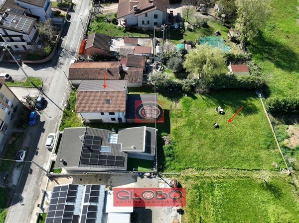 casa indipendente in vendita a Cervia in zona Pisignano