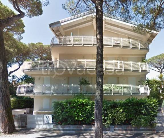 appartamento in vendita a Cervia in zona Milano Marittima