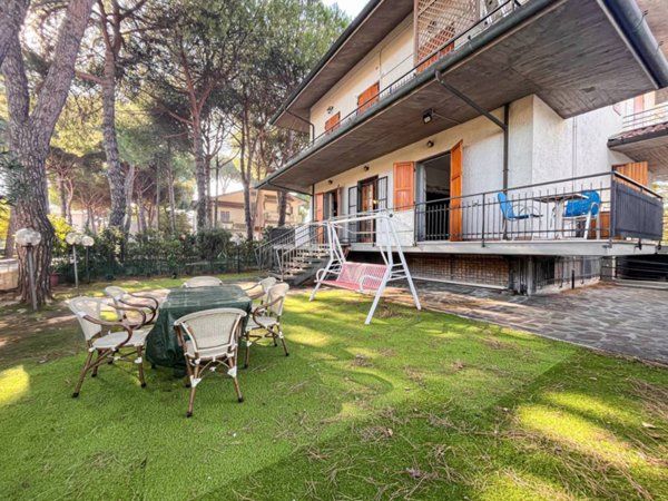 appartamento in vendita a Cervia in zona Pinarella