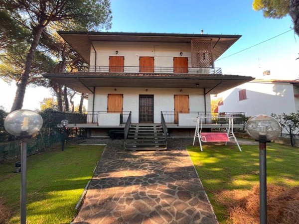 appartamento in vendita a Cervia in zona Pinarella