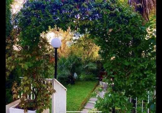 appartamento in vendita a Cervia in zona Milano Marittima