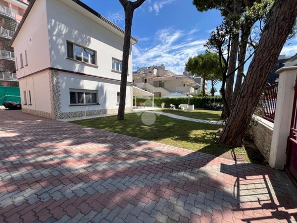 casa indipendente in vendita a Cervia in zona Milano Marittima