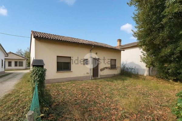 casa indipendente in vendita a Cervia in zona Castiglione di Cervia