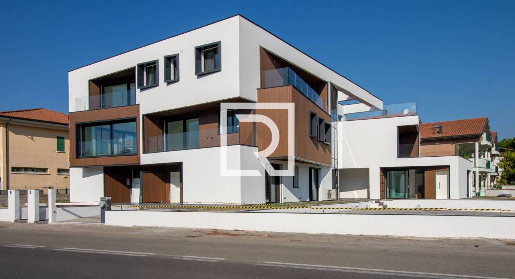 appartamento in vendita a Cervia in zona Milano Marittima