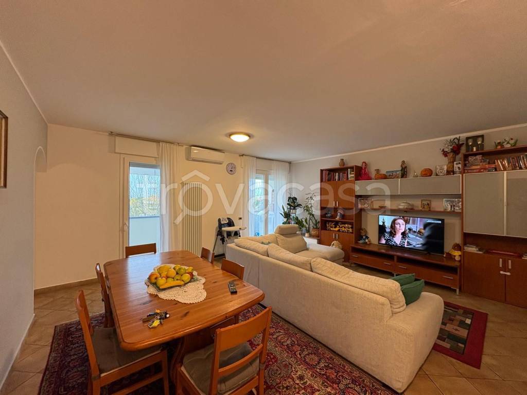 appartamento in vendita a Cervia in zona Pinarella