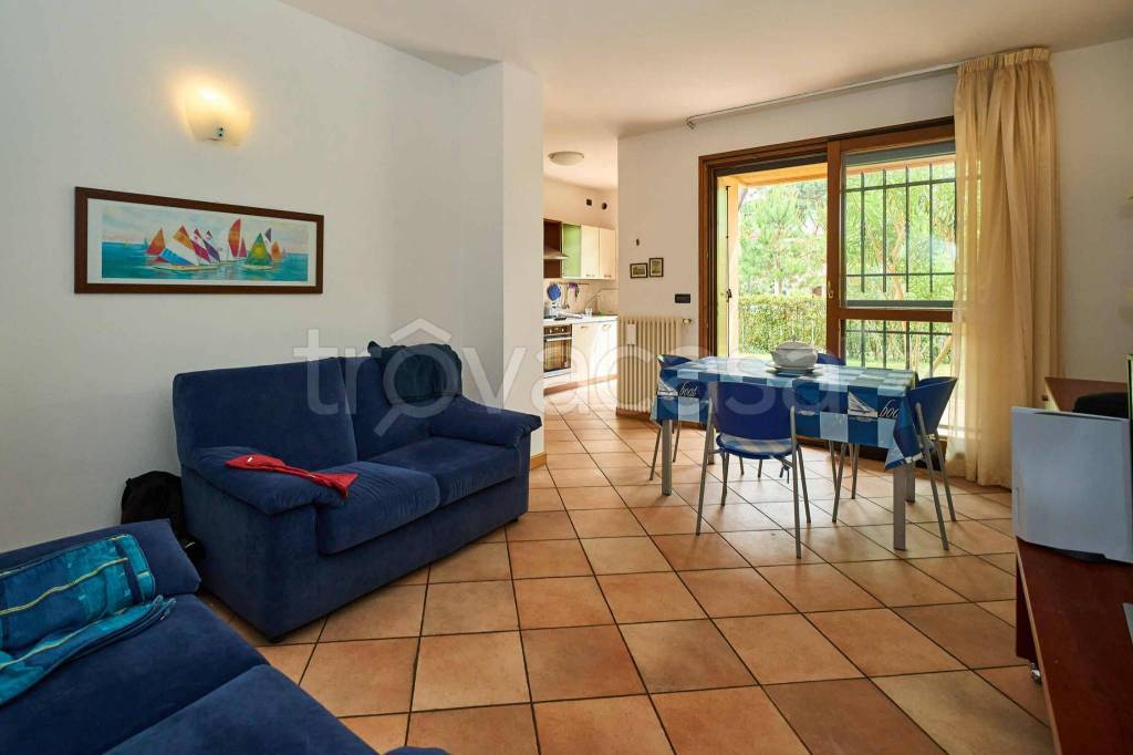 appartamento in vendita a Cervia in zona Milano Marittima