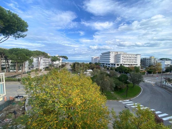 appartamento in vendita a Cervia in zona Milano Marittima