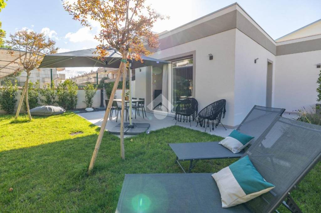 casa indipendente in vendita a Cervia in zona Milano Marittima