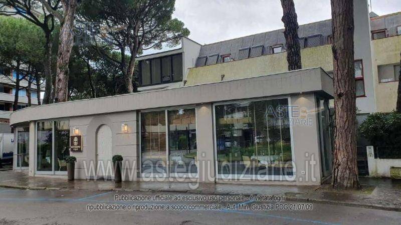 appartamento in vendita a Cervia in zona Milano Marittima