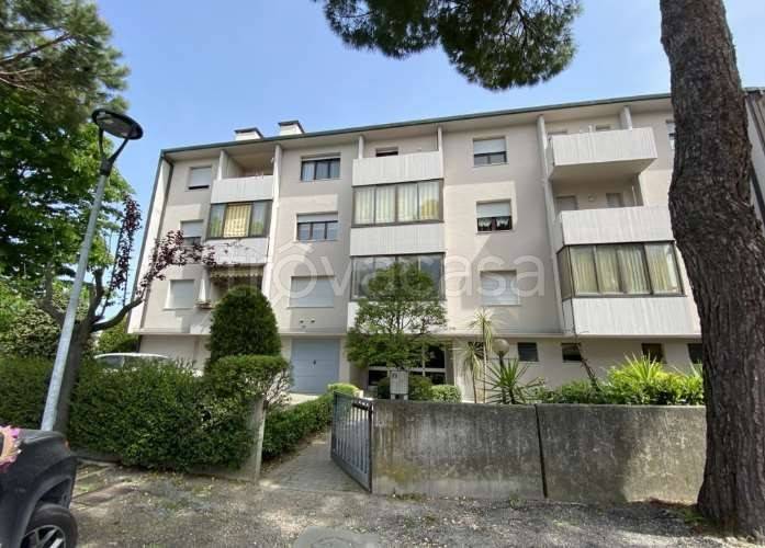 appartamento in vendita a Cervia in zona Pinarella