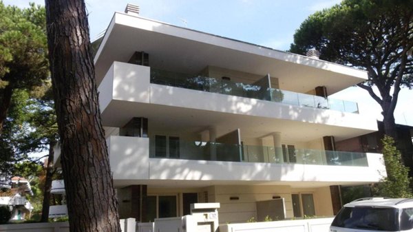 appartamento in vendita a Cervia in zona Milano Marittima