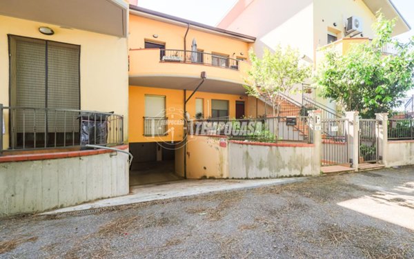 appartamento in vendita a Cervia in zona Pisignano