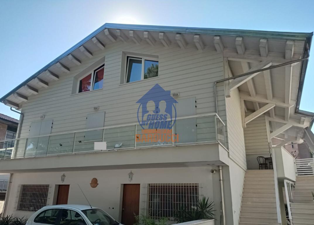 appartamento in vendita a Cervia in zona Milano Marittima