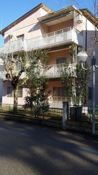 appartamento in vendita a Cervia in zona Pinarella