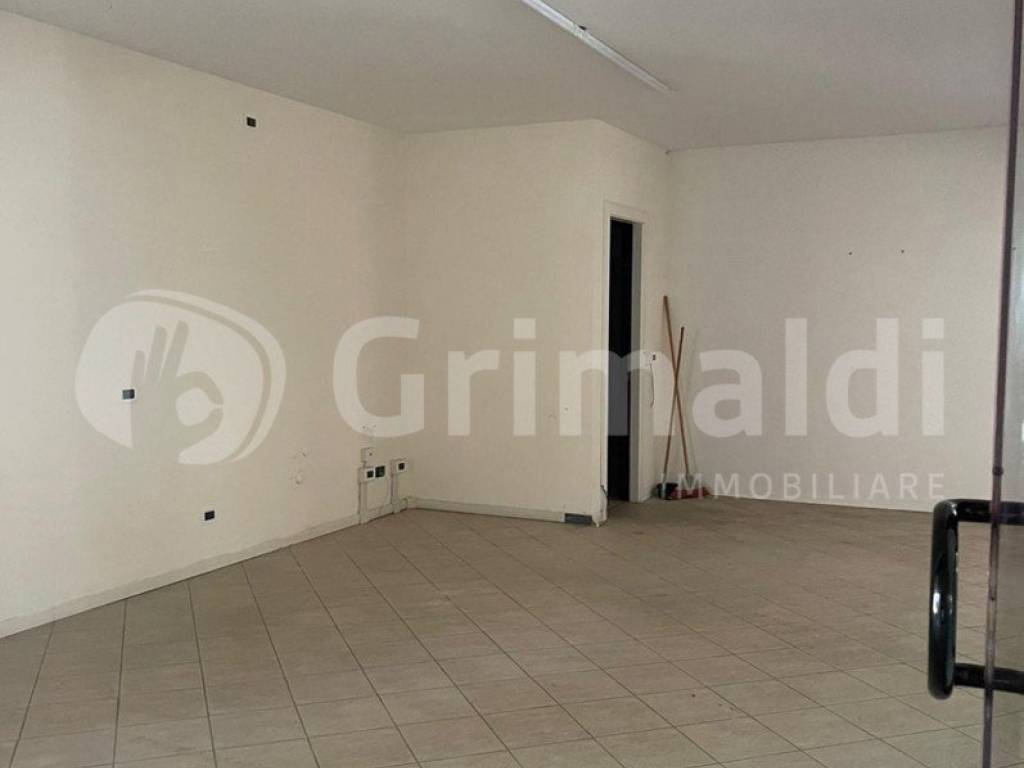 negozio in vendita a Cervia in zona Milano Marittima