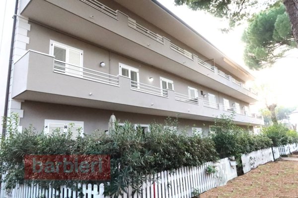 appartamento in vendita a Cervia in zona Pinarella