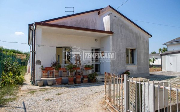 casa indipendente in vendita a Cervia in zona Milano Marittima