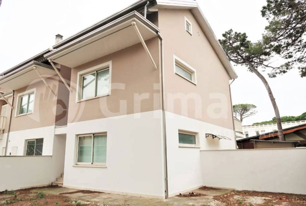 appartamento in vendita a Cervia in zona Milano Marittima