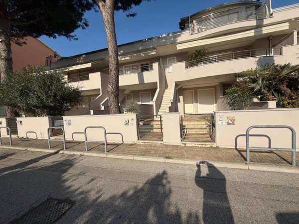 appartamento in vendita a Cervia in zona Pinarella