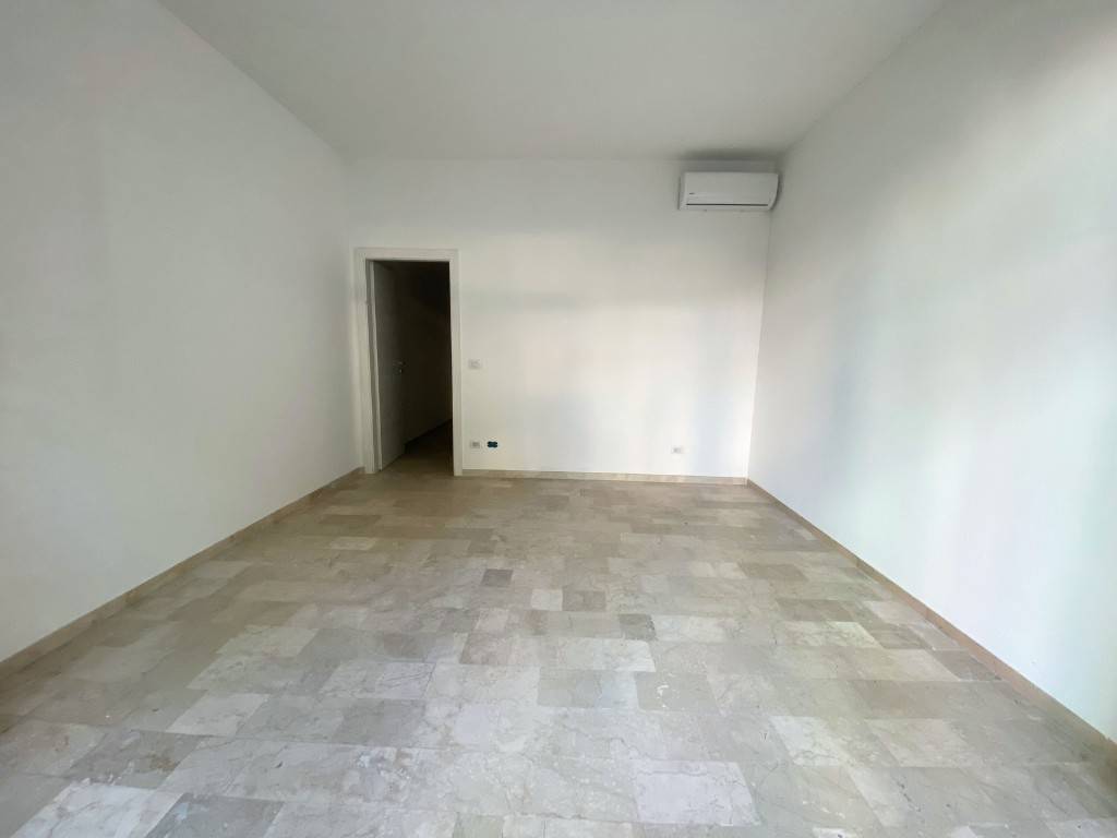 negozio in vendita a Cervia in zona Milano Marittima