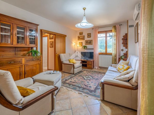 casa indipendente in vendita a Cervia