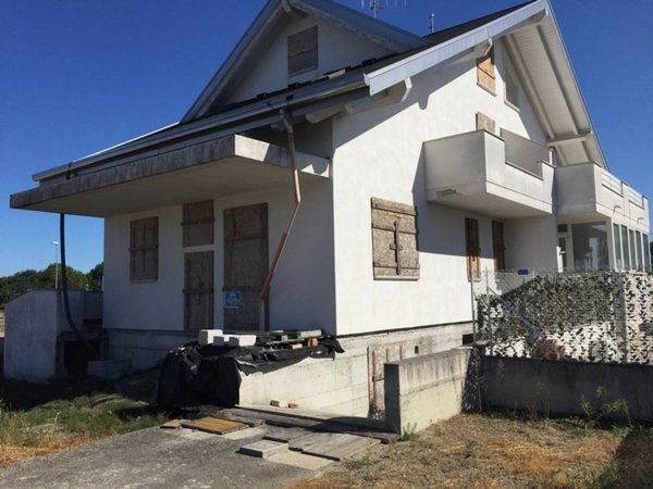 casa indipendente in vendita a Cervia in zona Milano Marittima