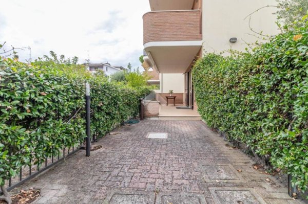 casa indipendente in vendita a Cervia in zona Pinarella