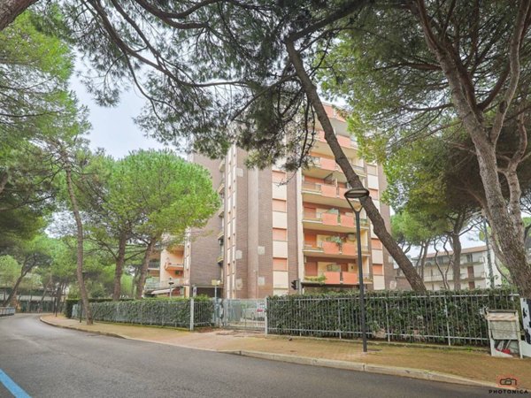 appartamento in vendita a Cervia in zona Milano Marittima