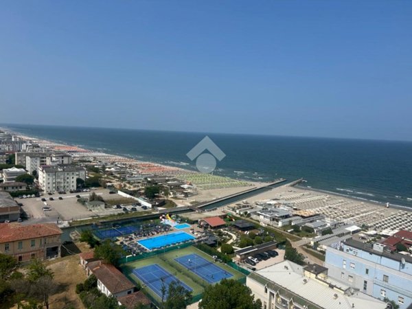 appartamento in vendita a Cervia in zona Milano Marittima